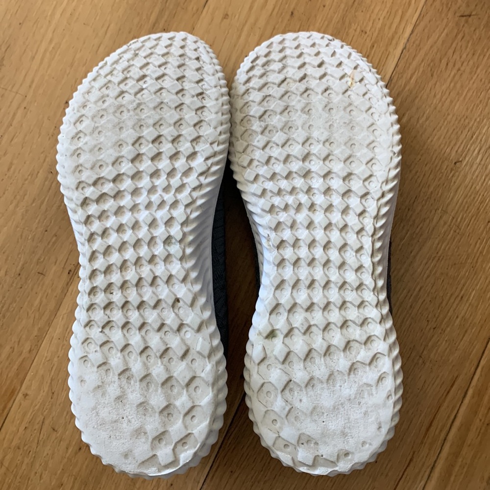Tiosebon Women's Slip-on Walking Shoes - Picture 2 of 6